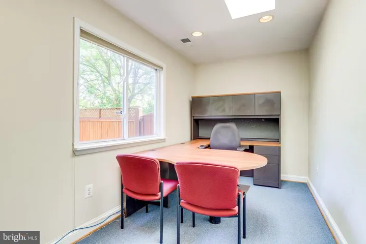 7216 Tod St, Falls Church, Virginia 22046
