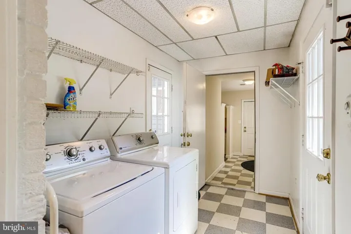 7216 Tod St, Falls Church, Virginia 22046