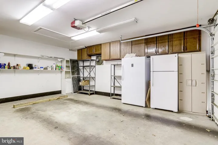 7216 Tod St, Falls Church, Virginia 22046
