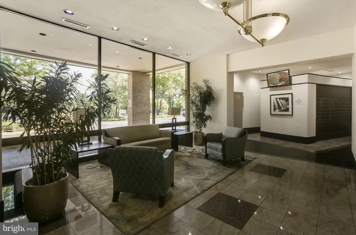 203 Yoakum Pkwy #719, Alexandria, Virginia 22304