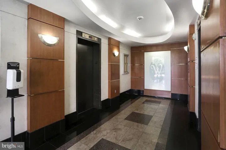 203 Yoakum Pkwy #719, Alexandria, Virginia 22304