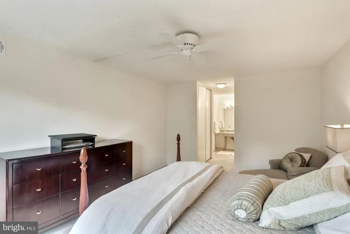 203 Yoakum Pkwy #719, Alexandria, Virginia 22304