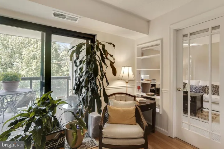 203 Yoakum Pkwy #719, Alexandria, Virginia 22304