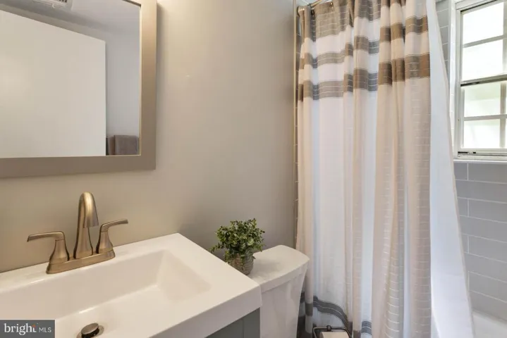 2105 N Scott St #78, Arlington, Virginia 22209