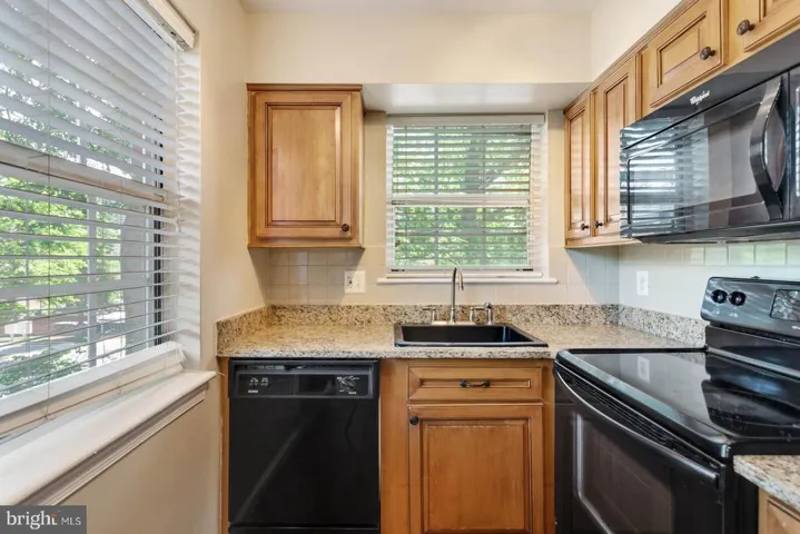 2105 N Scott St #78, Arlington, Virginia 22209