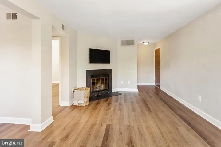 2105 N Scott St #78, Arlington, Virginia 22209