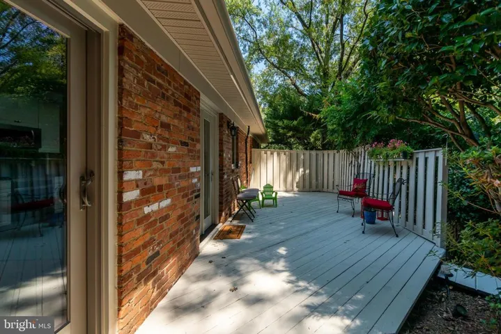 4300 24th Rd N, Arlington, Virginia 22207