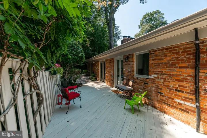 4300 24th Rd N, Arlington, Virginia 22207