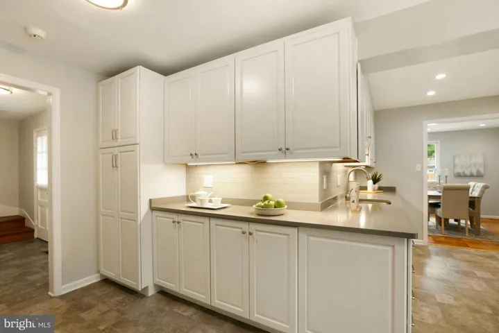 3225 Wynford Dr, Fairfax, Virginia 22031