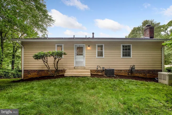 3225 Wynford Dr, Fairfax, Virginia 22031
