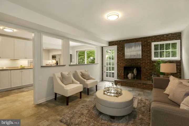 3225 Wynford Dr, Fairfax, Virginia 22031