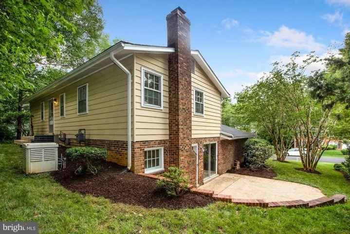 3225 Wynford Dr, Fairfax, Virginia 22031