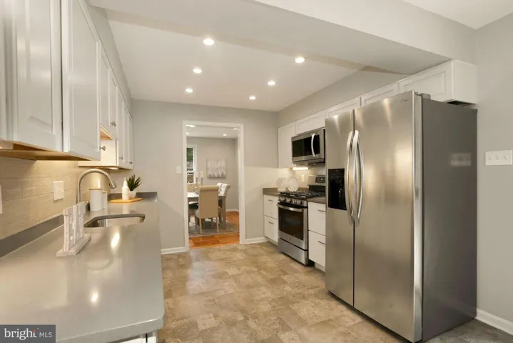 3225 Wynford Dr, Fairfax, Virginia 22031