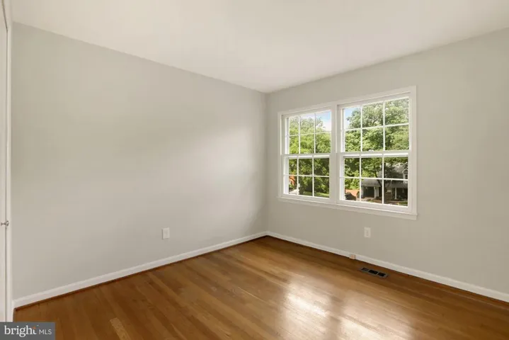 3225 Wynford Dr, Fairfax, Virginia 22031