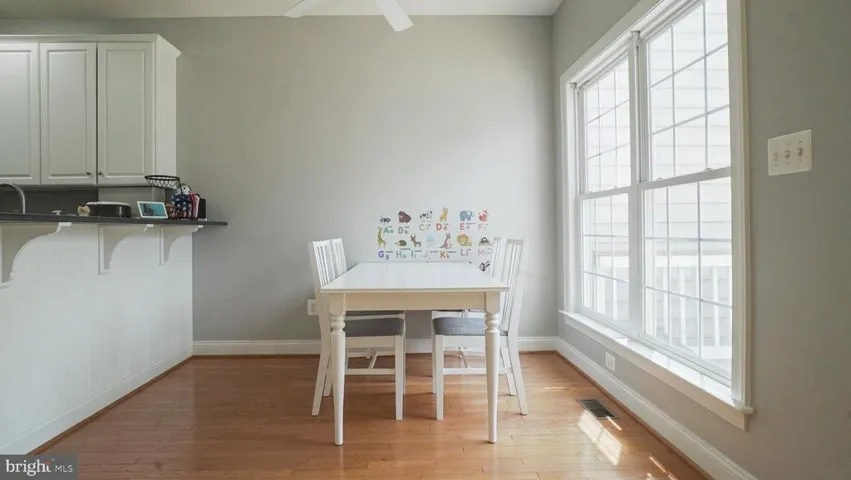 25671 Tremaine Ter, Chantilly, Virginia 20152