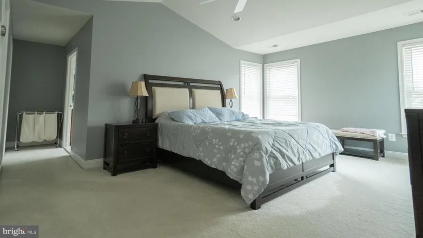 25671 Tremaine Ter, Chantilly, Virginia 20152