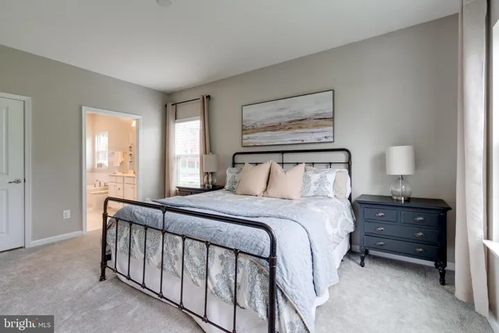 17048 Silver Arrow Dr, Dumfries, Virginia 22026