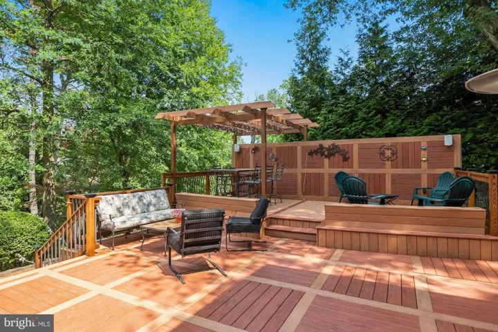 413 E Columbia St, Falls Church, Virginia 22046