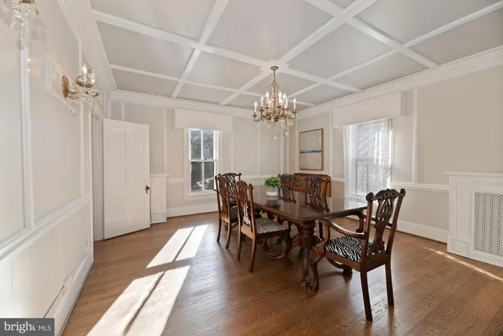 413 E Columbia St, Falls Church, Virginia 22046