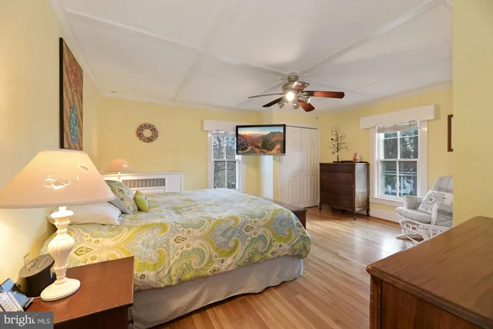 413 E Columbia St, Falls Church, Virginia 22046