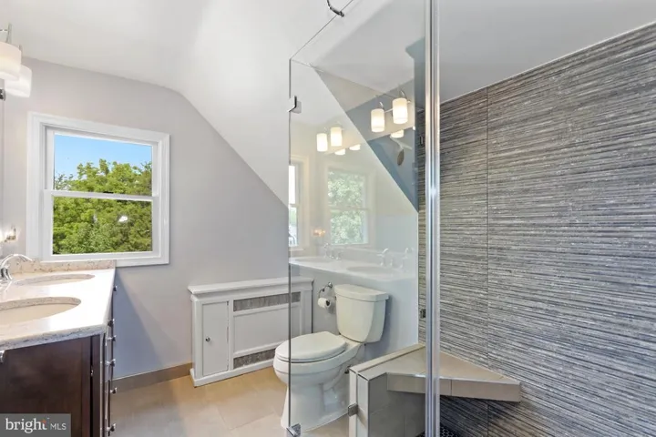 413 E Columbia St, Falls Church, Virginia 22046