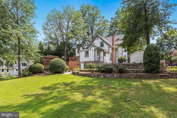 413 E Columbia St, Falls Church, Virginia 22046