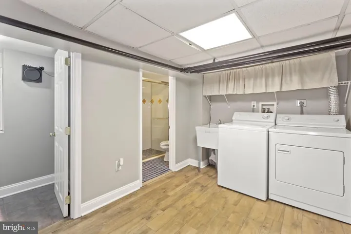 413 E Columbia St, Falls Church, Virginia 22046