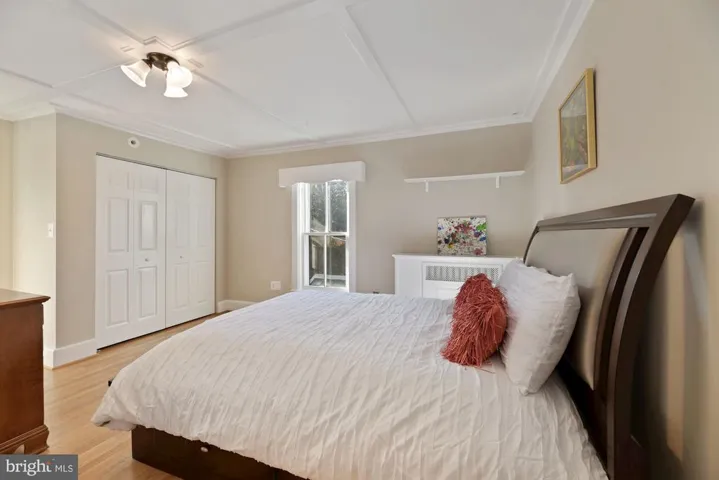 413 E Columbia St, Falls Church, Virginia 22046