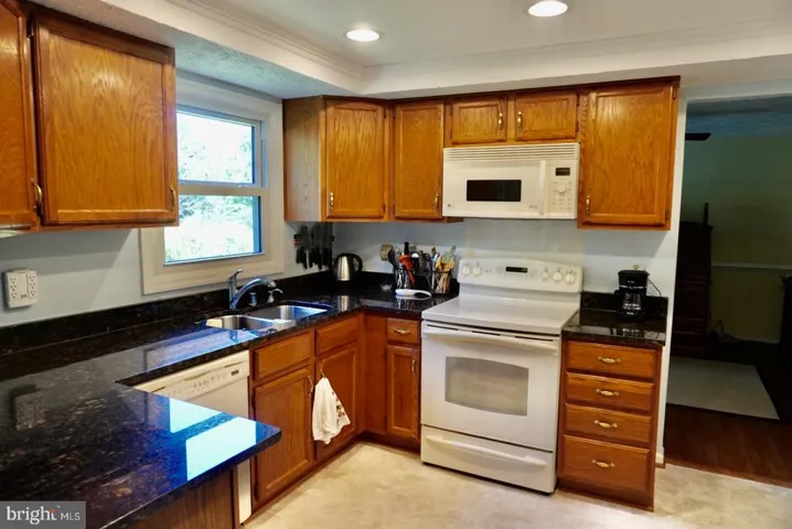12618 Bayard Dr, Reston, Virginia 20191