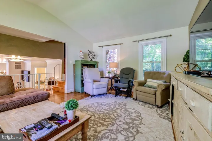 8707 Falkstone Ln, Alexandria, Virginia 22309