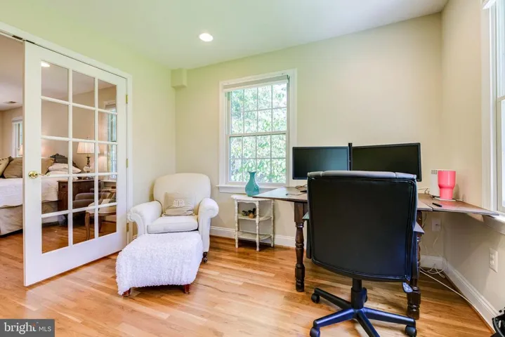 8707 Falkstone Ln, Alexandria, Virginia 22309