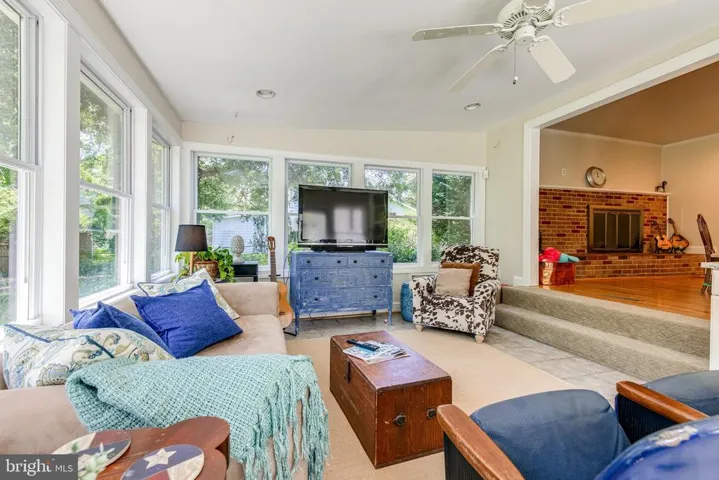 8707 Falkstone Ln, Alexandria, Virginia 22309