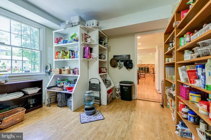 8707 Falkstone Ln, Alexandria, Virginia 22309