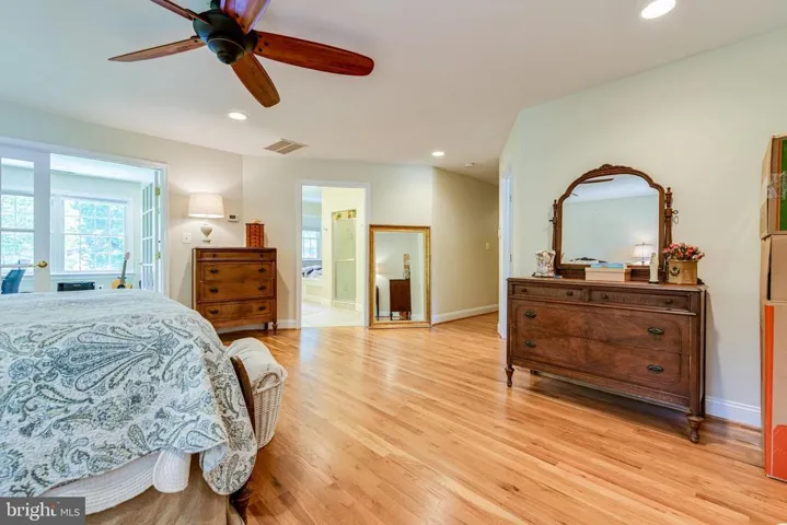 8707 Falkstone Ln, Alexandria, Virginia 22309