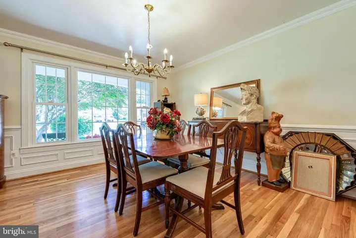 8707 Falkstone Ln, Alexandria, Virginia 22309