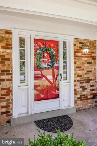 8707 Falkstone Ln, Alexandria, Virginia 22309