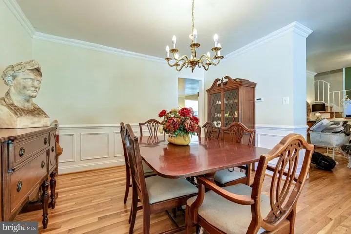 8707 Falkstone Ln, Alexandria, Virginia 22309