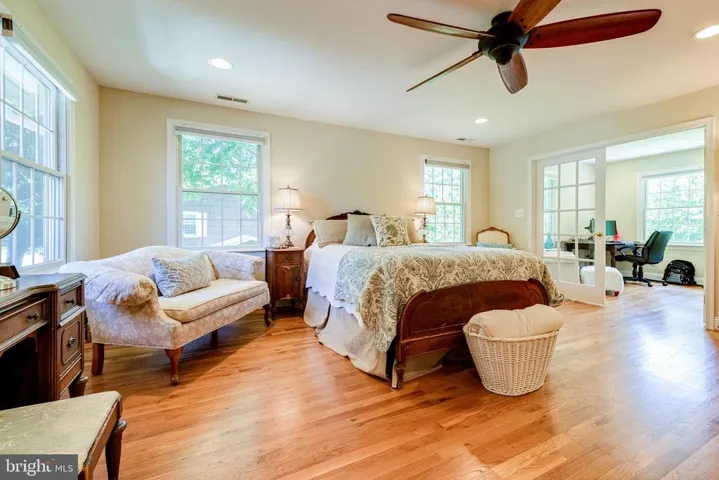 8707 Falkstone Ln, Alexandria, Virginia 22309