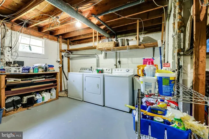 8707 Falkstone Ln, Alexandria, Virginia 22309