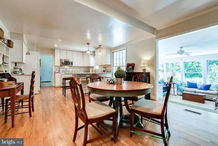 8707 Falkstone Ln, Alexandria, Virginia 22309