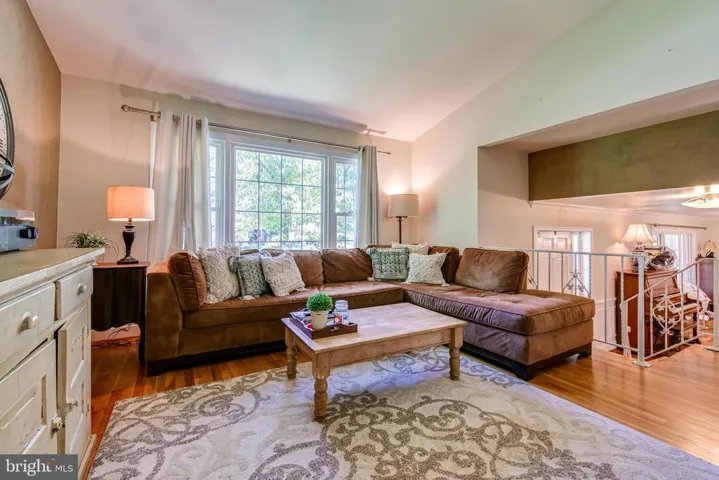 8707 Falkstone Ln, Alexandria, Virginia 22309
