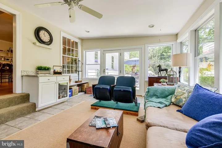 8707 Falkstone Ln, Alexandria, Virginia 22309