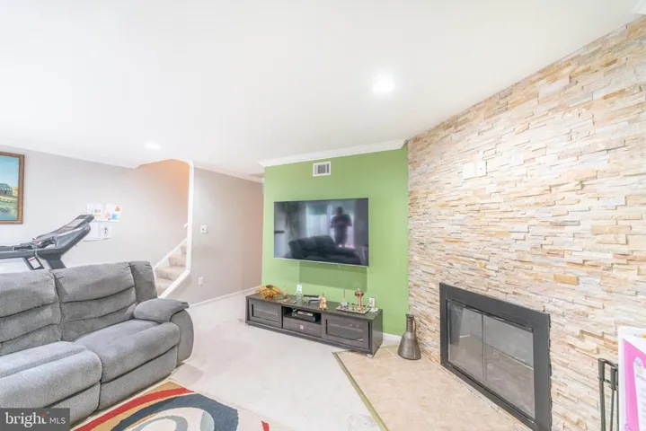 9760 High Water, Burke, Virginia 22015
