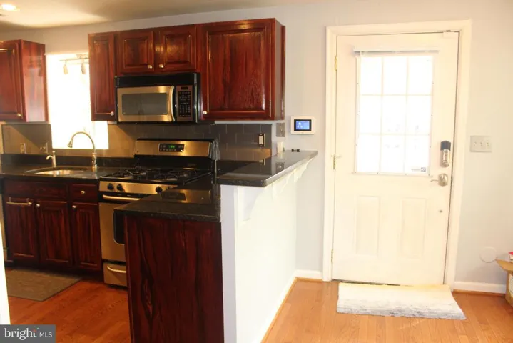 2454 S Monroe St, Arlington, Virginia 22206
