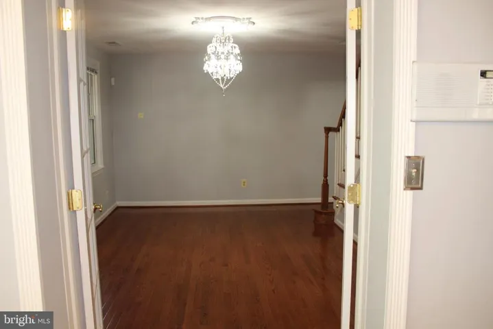 2454 S Monroe St, Arlington, Virginia 22206
