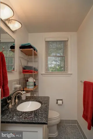 34 Cockrell St, Alexandria, Virginia 22304