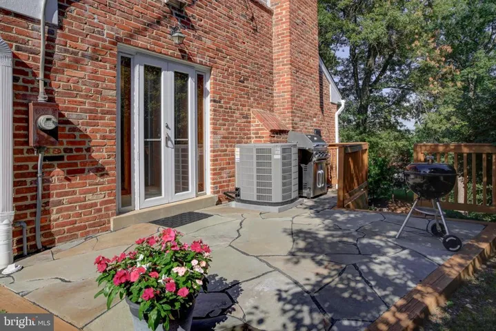 34 Cockrell St, Alexandria, Virginia 22304