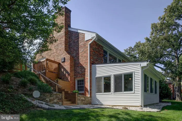 34 Cockrell St, Alexandria, Virginia 22304