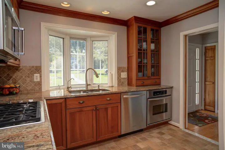 34 Cockrell St, Alexandria, Virginia 22304