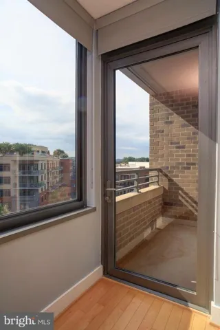 2001 15th St N #604, Arlington, Virginia 22201